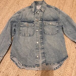 Zara oversized Jean jacket size xs